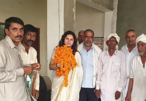 आदमपुर में आसान नहीं है कुलदीप बिश्नोई की राह, भाजपा ने टिकटॉक स्टार को दिया टिकट - Haryana election : BJP gives ticket to Sonali Phogat from Adampur