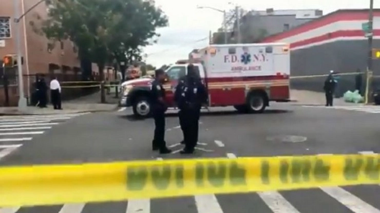 Firing | अमेरिका के न्यूयॉर्क में गोलीबारी में 4 मरे, 3 घायल