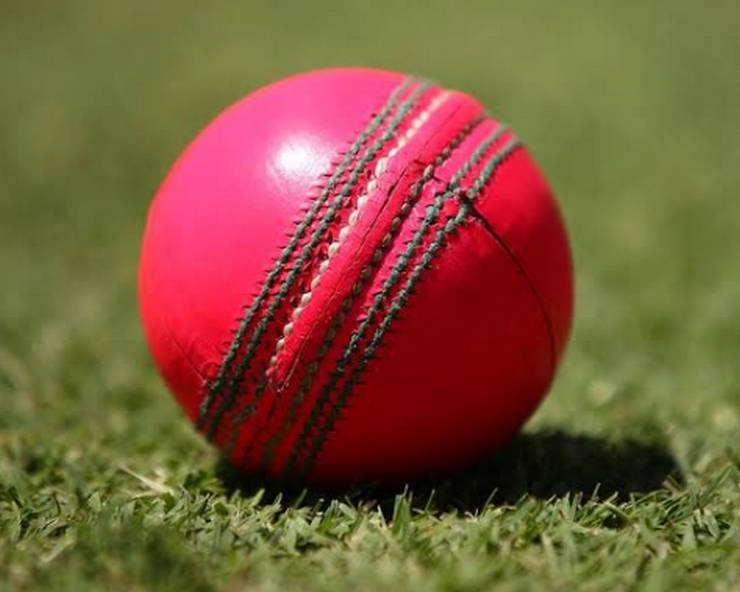 गुलाबी गेंद का कमाल, एक घंटे में गिरे 4 विकेट - Kolkata test : 4 wickets in 1 hour