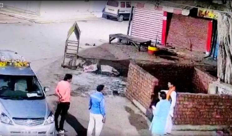 देवास के भाजपा सांसद महेन्द्र सिंह सोलंकी पर पुलिस चौकी तोड़ने का मामला दर्ज - Case filed against Dewas MP Mahendra Singh Solanki