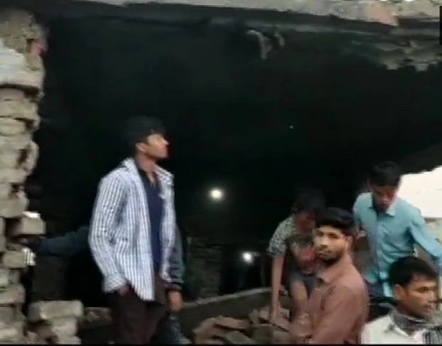 बिहार में Mid day meal बनाते समय बड़ा हादसा, 4 की मौत - Blast in Bihar while cooking mid day meal