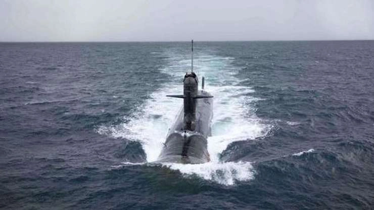 पाकिस्तान ने भारतीय पनडुब्बी रोकने का किया दावा, नौसेना ने जारी किया वीडियो - Pakistan Navy claims it blocked Indian submarine from entering into countrys waters
