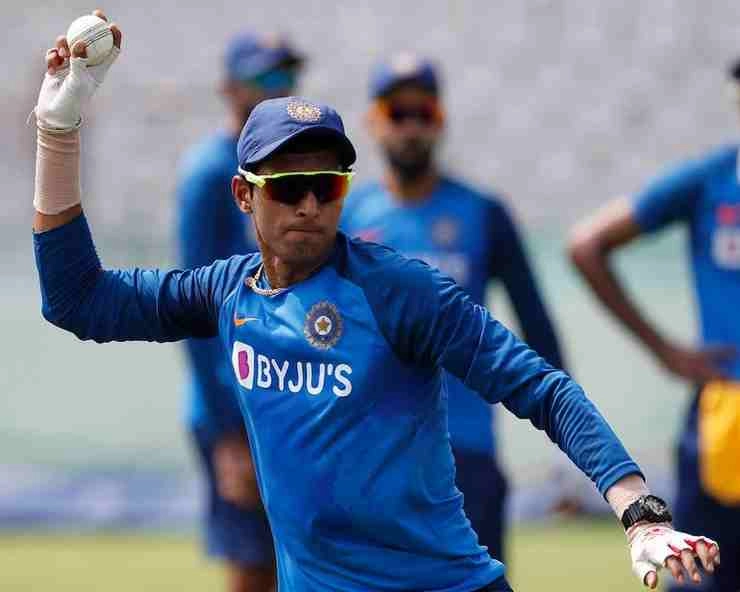 इंडीज दौरे पर सिलेक्ट हुए नवदीप सैनी ने काउंटी की पहली गेंद पर ही लिया विकेट (Video)