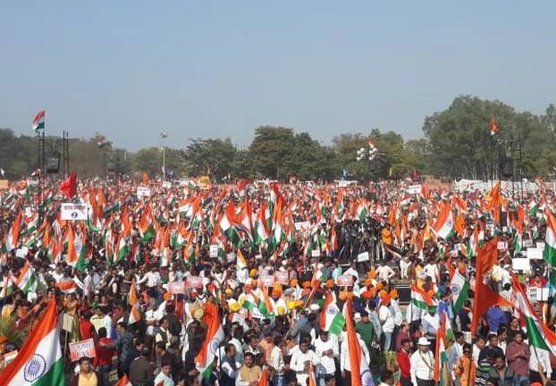 इंदौर में CAA के समर्थन में उमड़ा जन सैलाब (फोटो) - Thousands of people come out in CAA support at Indore