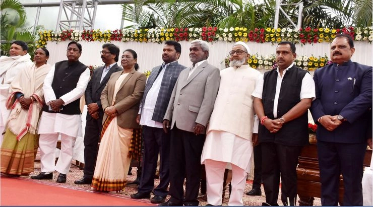 Jharkhand Cabinet Expansion : हेमंत सोरेन की टीम में 7 और मंत्री शामिल - jharkhand cabinet expansion