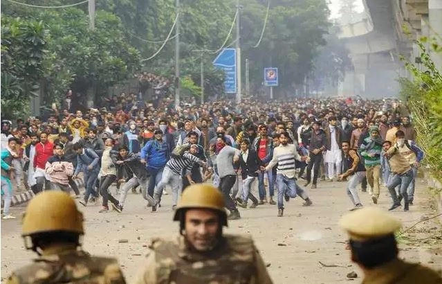 CAA : हिंसक प्रदर्शन के आरोपियों की जानकारी देने वालों को 1 लाख का नकद इनाम - Jamia Millia Islamia