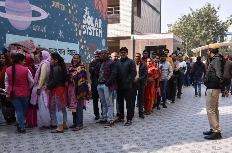 MP में छुटपुट घटनाओं के बीच 4 उपचुनावों में हुआ 66.08 प्रतिशत मतदान - 66.08 percent voter turnout in 4 by elections in Madhya Pradesh