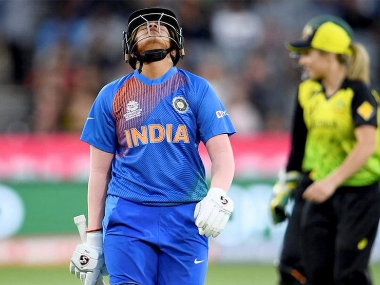 शेफाली का कैच लेने वाली ऑस्ट्रेलियाई महिला खिलाड़ी थी COVID संक्रमित - Tahalia Mcgrath allowed to play against India despited tested positive for COVID