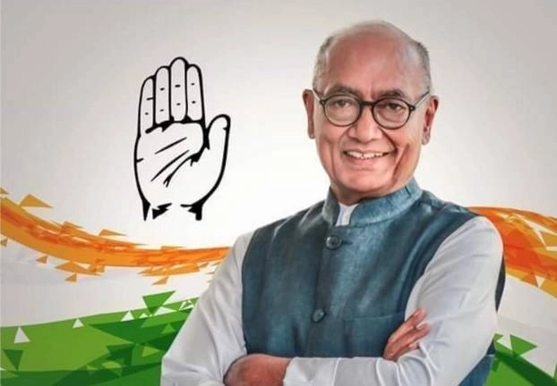 राहुल गांधी की हरी झंडी के बाद कांग्रेस अध्यक्ष पद की रेस में दिग्विजय सिंह, गुरुवार को भर सकते हैं नामांकन - Digvijay Singh in the race for the post of Congress President