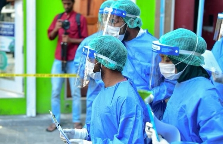 Corona Updates India- દેશમાં કોરોના વાયરસના 17,265 પોઝિટિવ કેસ છે, જેમાં અત્યાર સુધીમાં 543 લોકો મૃત્યુ પામ્યા છે