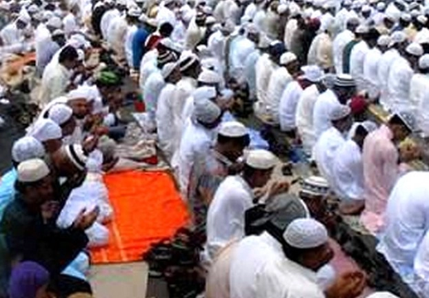 उत्तर प्रदेश में मस्जिदों में सामूहिक नमाज, 32 लोगों पर केस दर्ज - Mass prayers in mosques in Uttar Pradesh, case filed against 32 people
