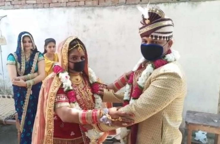 अंतरराष्ट्रीय पहलवान अंशु तोमर विवाह सूत्र में बंधीं, पहलवान धर्मेन्द्र 2 बाराती लेकर गए - International wrestler Anshu Tomar married to Dharmendra