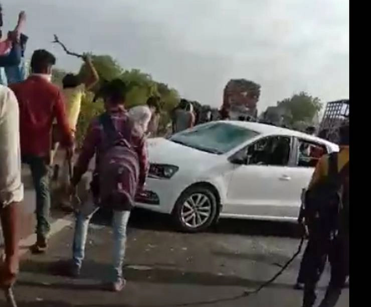 राजकोट में श्रमिकों का बवाल, घर जाने की मांग को लेकर की वाहनों में तोड़फोड़ - Rajkot incident : Gujarat Police arrest 29 migrants involved in damaging vehicles