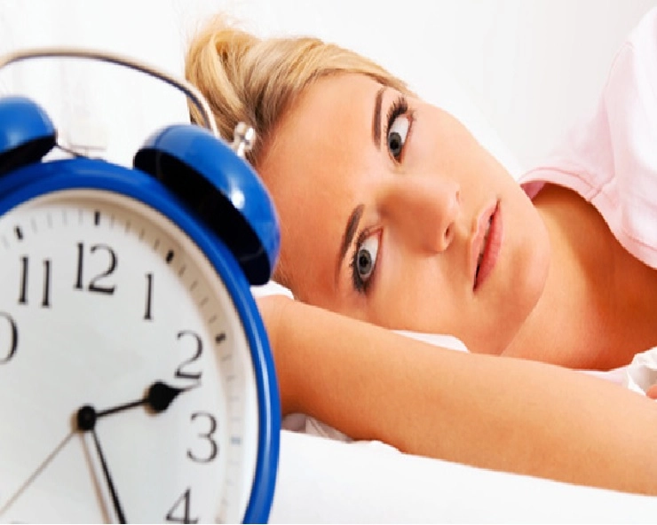 sleeping cycles गड़बड़ हो गई है? तो बेहतर नींद के लिए इस essential oil spray का करें इस्तेमाल
