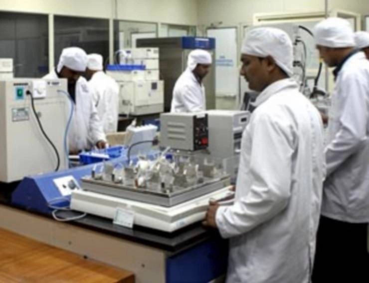 खुशखबर! 'भारत सीरम' को Covid-19 मरीजों पर दवा परीक्षण की मंजूरी