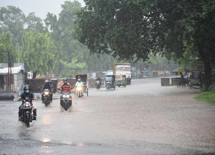 Weather forecast :  छत्तीसगढ़, मध्यप्रदेश और पश्चिमी राजस्थान में अगले 4-5 दिनों में भारी बारिश की चेतावनी - heavy rain forecast in next 4-5 days in these parts of the country