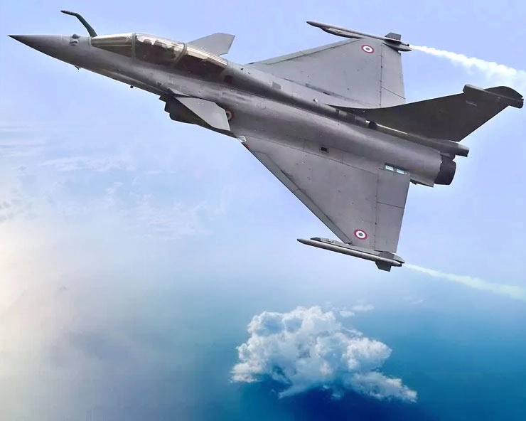 वायुसेना की बढ़ी ताकत, फ्रांस से भारत आए 3 और लड़ाकू राफेल विमान - 3 more Rafale fighter jets landing in India