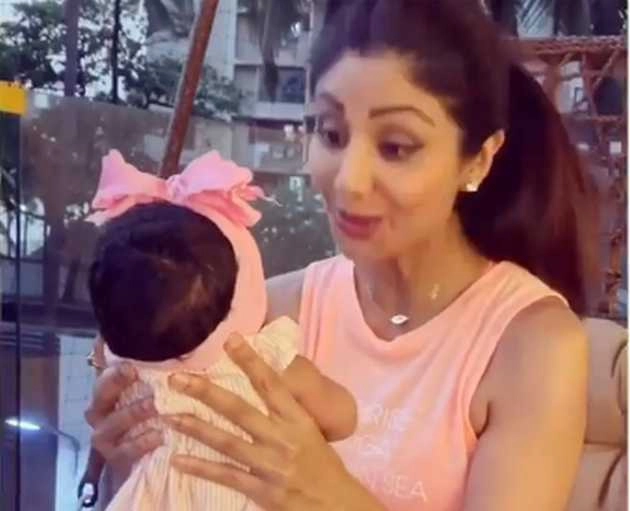 1 साल की हुईं शिल्पा शेट्टी की बेटी समीशा, एक्ट्रेस ने शेयर किया स्पेशल वीडियो - shilpa shetty daughter samisha shetty turns 1 year share video