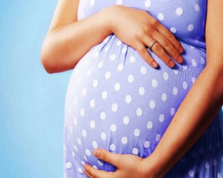 10 माह में 2 बार हुई गर्भवती, दिया 3 बच्चों को जन्म