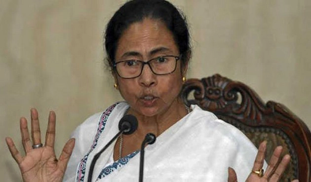 CM ममता बनर्जी को जान से मारने की धमकी, कोलकाता यूनिवर्सिटी के प्रोफेसर पर केस दर्ज - Threats to kill CM Mamata Banerjee