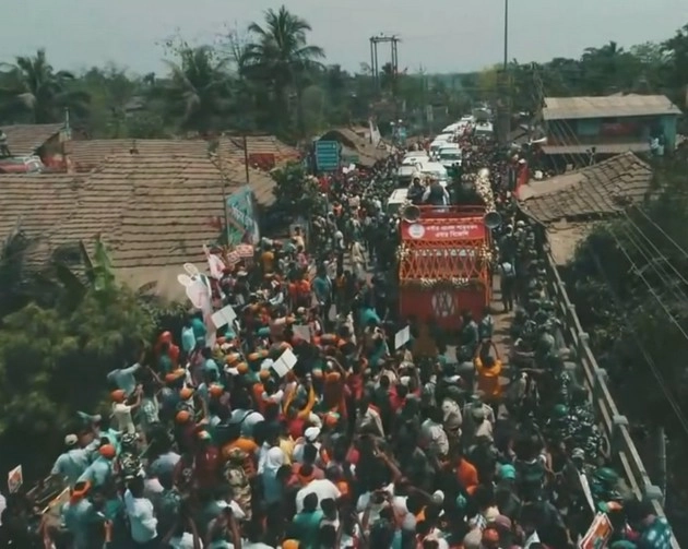नंदीग्राम में जनसैलाब, अमित शाह के रोड शो में उमड़ी भीड़, ममता ने पदयात्रा से दिखाई ताकत - West Bengal election : BJP, TMC rallies in Nandigram