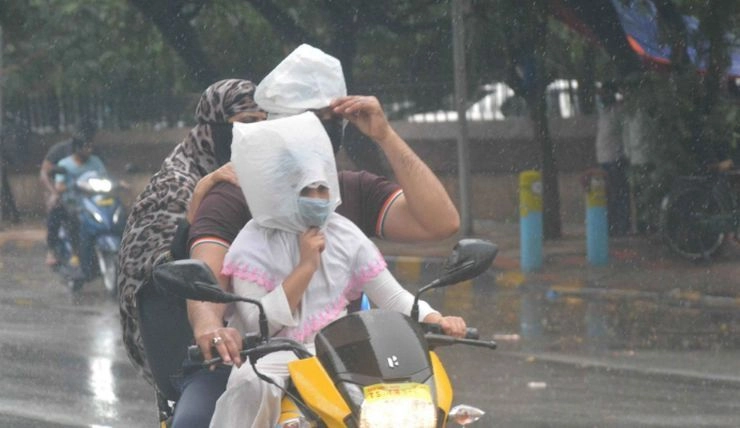 Weather Alert : केरल में 1 जून को पहुंचेगा मानसून, 98 प्रतिशत बारिश का अनुमान - Monsoon likely to hit Kerala on time — June 1, says IMD