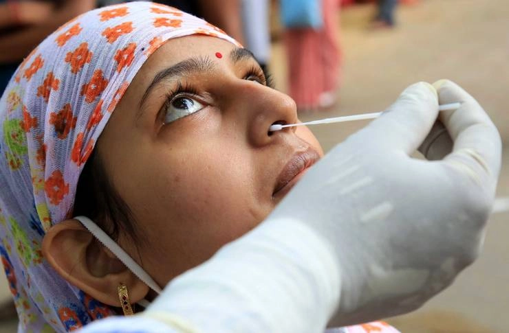 ब्लैक फंगस : मध्य प्रदेश में की जाएगी Corona रोगियों की नेज़ल एंडोस्कोपी - Nasal endoscopy of corona patients to be done in Madhya Pradesh for black fungus