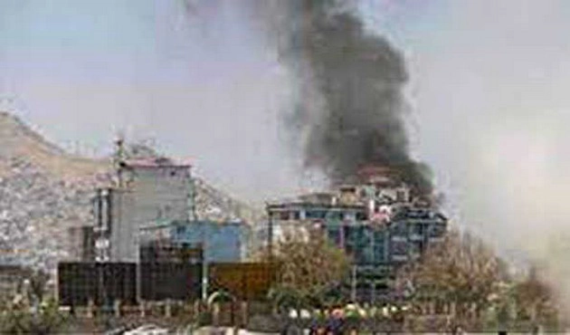 रॉकेट हमले से बचे अफगान राष्ट्रपति, ईद की नमाज के दौरान हुआ हमला - rocket attack on Afghanistan presidential palace