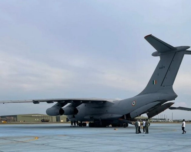 काबुल से रवाना हुआ भारतीय वायुसेना का एक और विमान, 85 भारतीयों को सुरक्षित निकाला - Indian air force Kabul airport