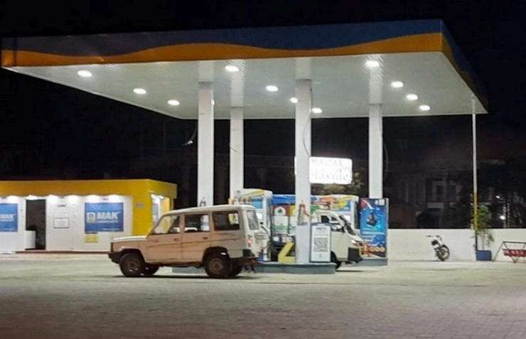 महंगाई की मार : पेट्रोल-डीजल के बाद अब बढ़े CNG और PNG के दाम... - After petrol and diesel, now the price of CNG and PNG has increased