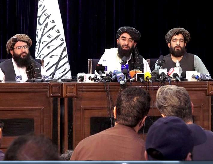 तालिबान का दावा, पंजशीर के 8 जिलों पर कब्जा, कई परिवार पहाड़ों में भागे