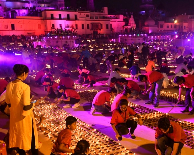 अयोध्या में इस बार जगमगाएंगे रिकॉर्ड 15 लाख दीपक, हर साल बन रहा है नया कीर्तिमान - This time 15 lakh lamps will be lit in Ayodhya, record is being made every year