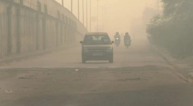 पाकिस्तानमधील धुळीच्या वादळाचा महाराष्ट्रातील वातावरणावर परिणाम थंडीचा जोर, तापमानात मोठी घट