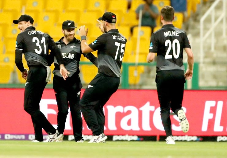 T20 World Cup में न्यूजीलैंड की एक और बड़ी जीत, श्रीलंका को 65 रनों से हराया - Newzealand registers second thumping victory of T20 World Cup
