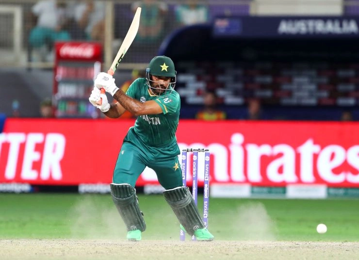 11 छक्के, वनडे विश्वकप में सबसे तेज पाकिस्तानी शतक जड़ा फखर जमान ने