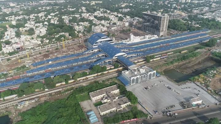 देश के पहले वर्ल्ड क्लास रेलवे स्टेशन रानी कमलापति का आज पीएम मोदी करेंगे लोर्कापण, तस्वीरों में देंखे भव्य स्टेशन