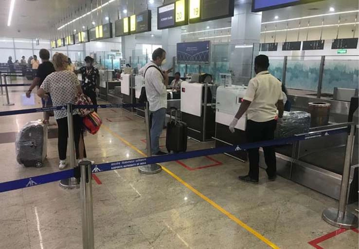 पढ़िए विदेश से आने वाले यात्रियों के लिए जारी हुई नई गाइडलाइन, देना होगी 14 दिन की ट्रैवल हिस्ट्री - New guideline issued for travelers coming from abroad