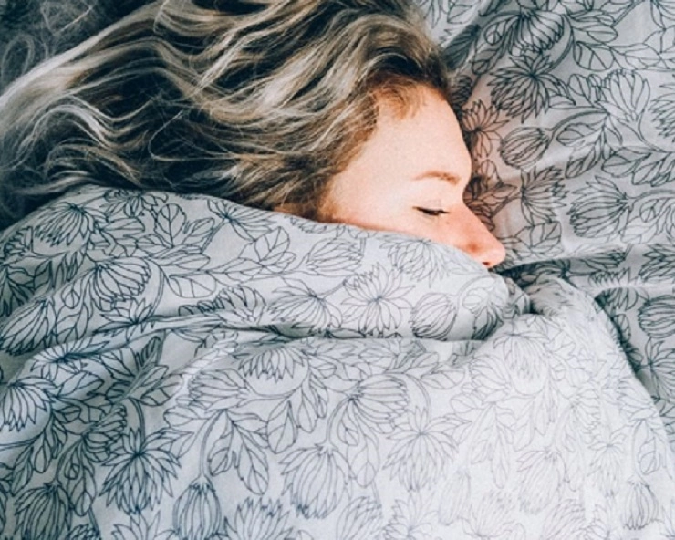 क्‍या आपको भी सर्दी में अधिक नींद आती है? जानें देर तक सोने के 5 कारण