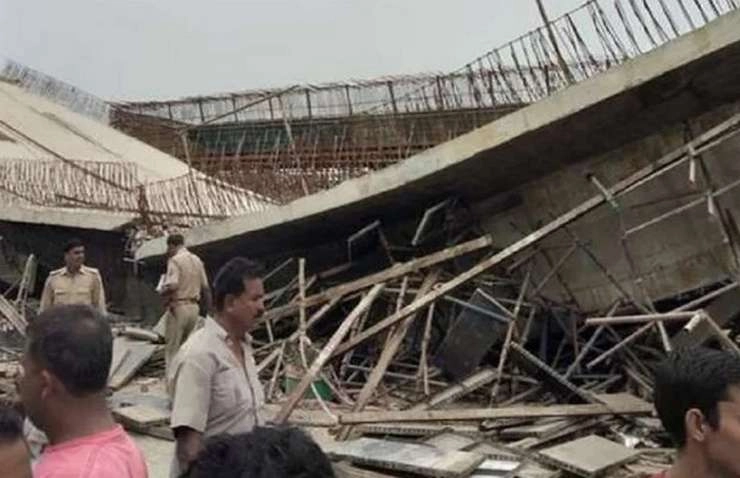 अहमदाबाद में निर्माणाधीन फ्लाईओवर का हिस्सा ध्वस्त, सभी मजदूर सकुशल - Part of flyover under construction in Ahmedabad demolished
