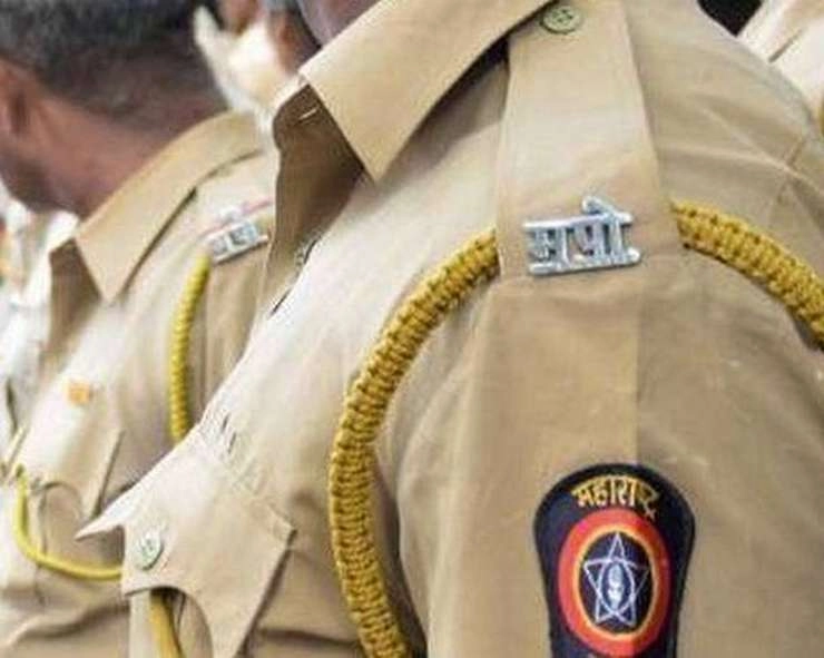 महाराष्‍ट्र में परेड के दौरान अचेत होकर गिरा पुलिस कांस्टेबल, मौत - Police constable dies in parade