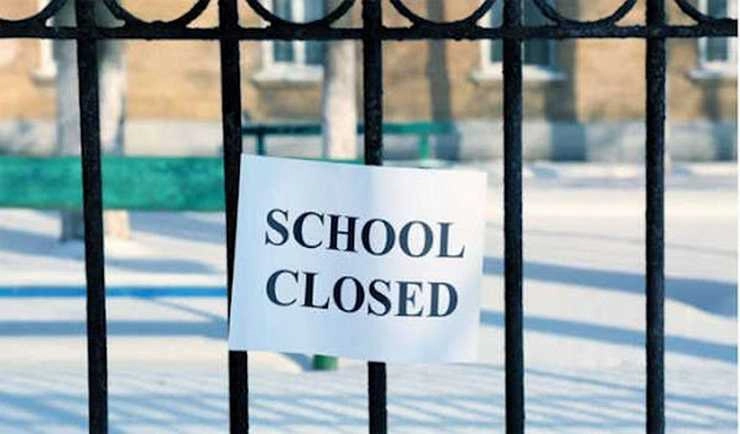 यूपी के 2 स्कूलों में कोरोना का कहर, गाजियाबाद में स्कूल बंद, नोएडा में ऑनलाइन पढाई - corona effect on schools in Uttar pradesh