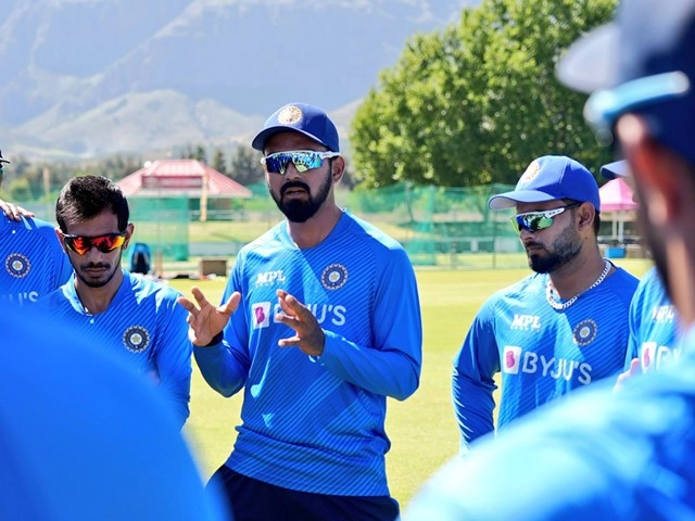 केएल राहुल नेट्स पर लौटे दूसरे वनडे में कौन जगह देगा भारतीय उपकप्तान को? - KL Rahul Mayank Agrawal and Navdeep Saini starts net practice