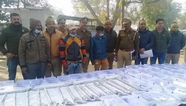UP चुनाव से पहले अवैध हथियार फैक्टरी का भंडाफोड़, 3 सप्लायर गिरफ्तार - Illegal arms factory busted, 3 suppliers arrested