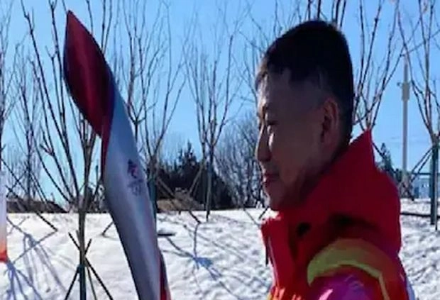 विंटर ओलिंपिक समारोह का भारत करेगा बहिष्कार, चीन ने गलवान में घायल जवान को थमाई थी मशाल - indian envoy will not attend opening or closing ceremony of beijing winter olympics says mea