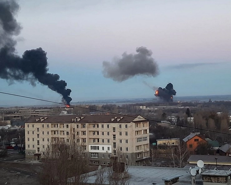 यूक्रेन का दावा, रूस की सेना ने बेलारूस से किया हमला, एयर बेस को बनाया निशाना - Russia Ukraine war : Russia attacks from Belarus