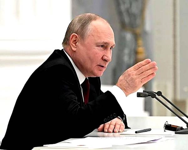 पुतिन ने रखी बातचीत की शर्त, कहा- क्रीमिया को रूस का हिस्सा माने Ukraine