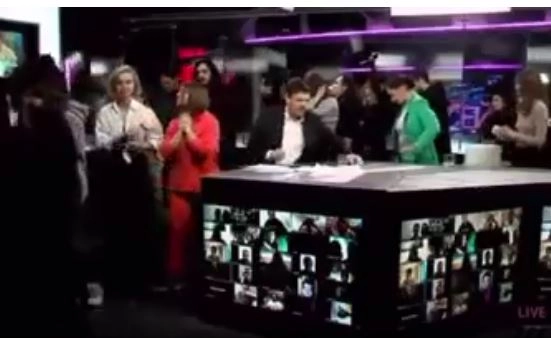 रूसी टीवी चैनल के पूरे स्टाफ का On-Air इस्तीफा, कहा, No To War - On-Air resignation of entire staff of Russian TV channel