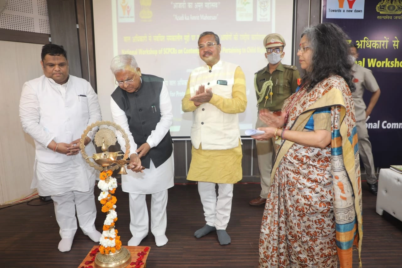 बच्चों के स्वस्थ विकास के लिए परिवार का वातावरण महत्वपूर्ण, NCPCR  की कार्यशाला में बोले राज्यपाल, पहले दिन कई सत्रों में हुआ मंथन - NCPCR workshop inaugurated in Bhopal