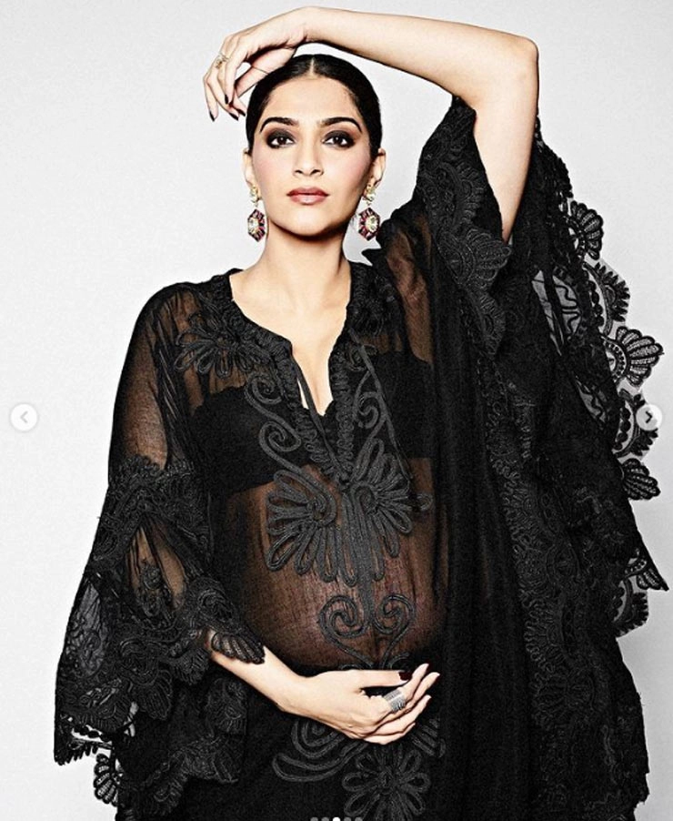 सोनम कपूर का बेबी बम्प के साथ लेटेस्ट फोटोशूट