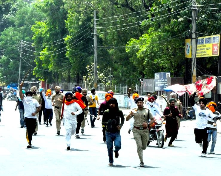 पटियाला में 2 समूहों के बीच झड़प, पुलिस ने हवा में चलाई गोलियां - Clashes between Shiv Sena and Khalistan supporters in Patiala